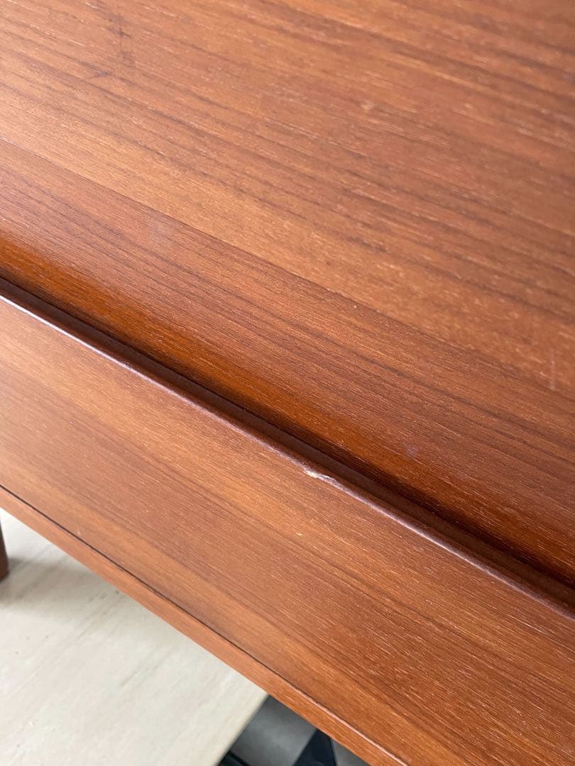 北欧　人気のチェスト　サイドボード　無垢材