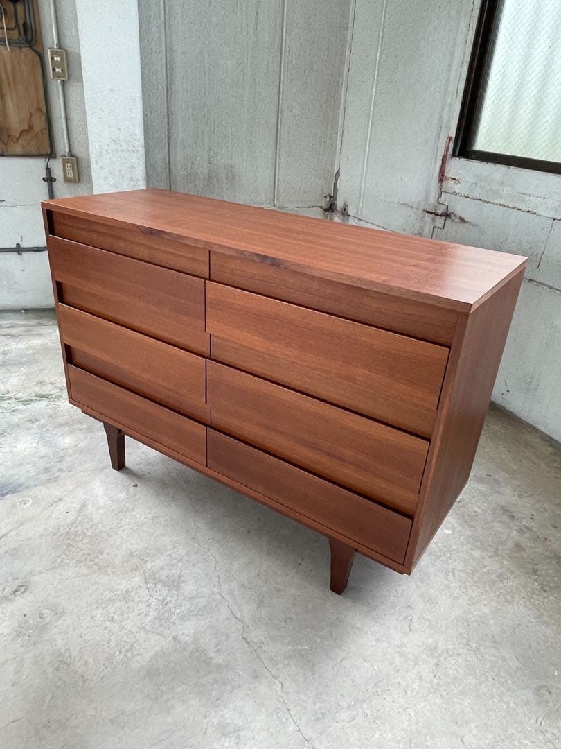 北欧　人気のチェスト　サイドボード　無垢材