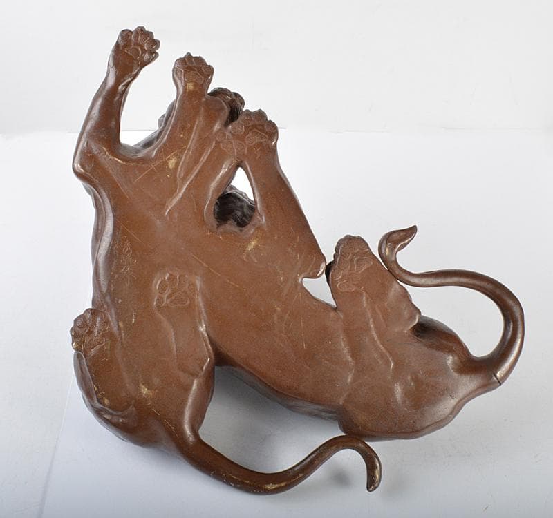 彫刻家　石崎秀峰作　ブロンズ像　夫婦獅子　重さ約17.8㎏　F R4435C