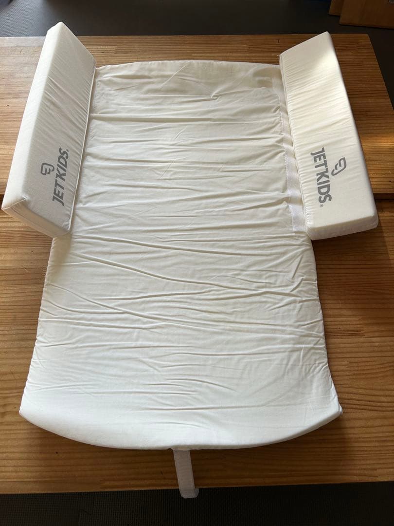 ジェットキッズ　飛行機用ベッド　JETKIDS 美品