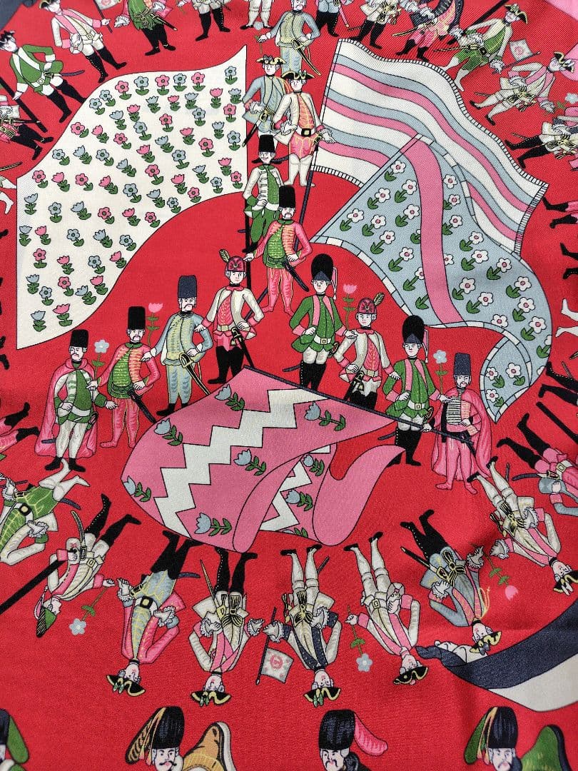 マンテロ　大判シルクスカーフ