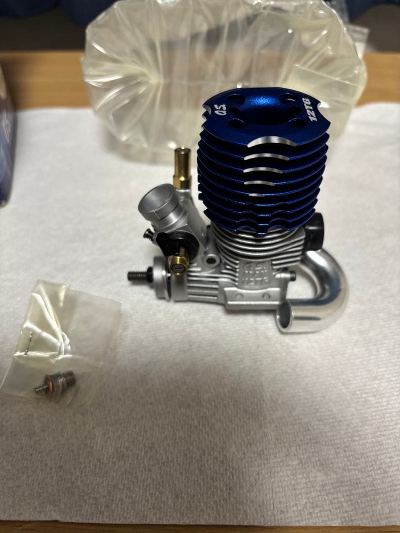 a*n様 O.S. 12TGエンジン 未使用品