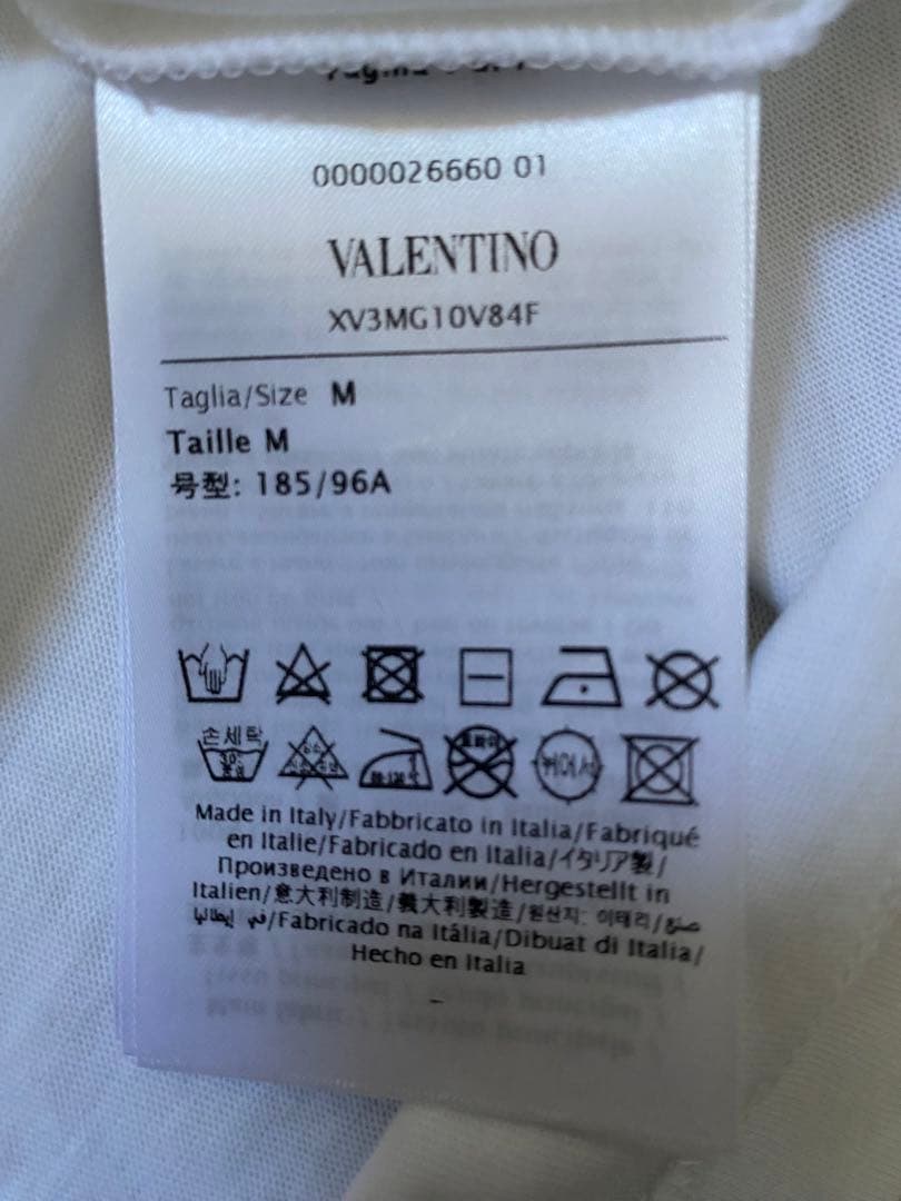 valentino ロゴTシャツ　新品未使用タグ付き　国内正規販売店購入
