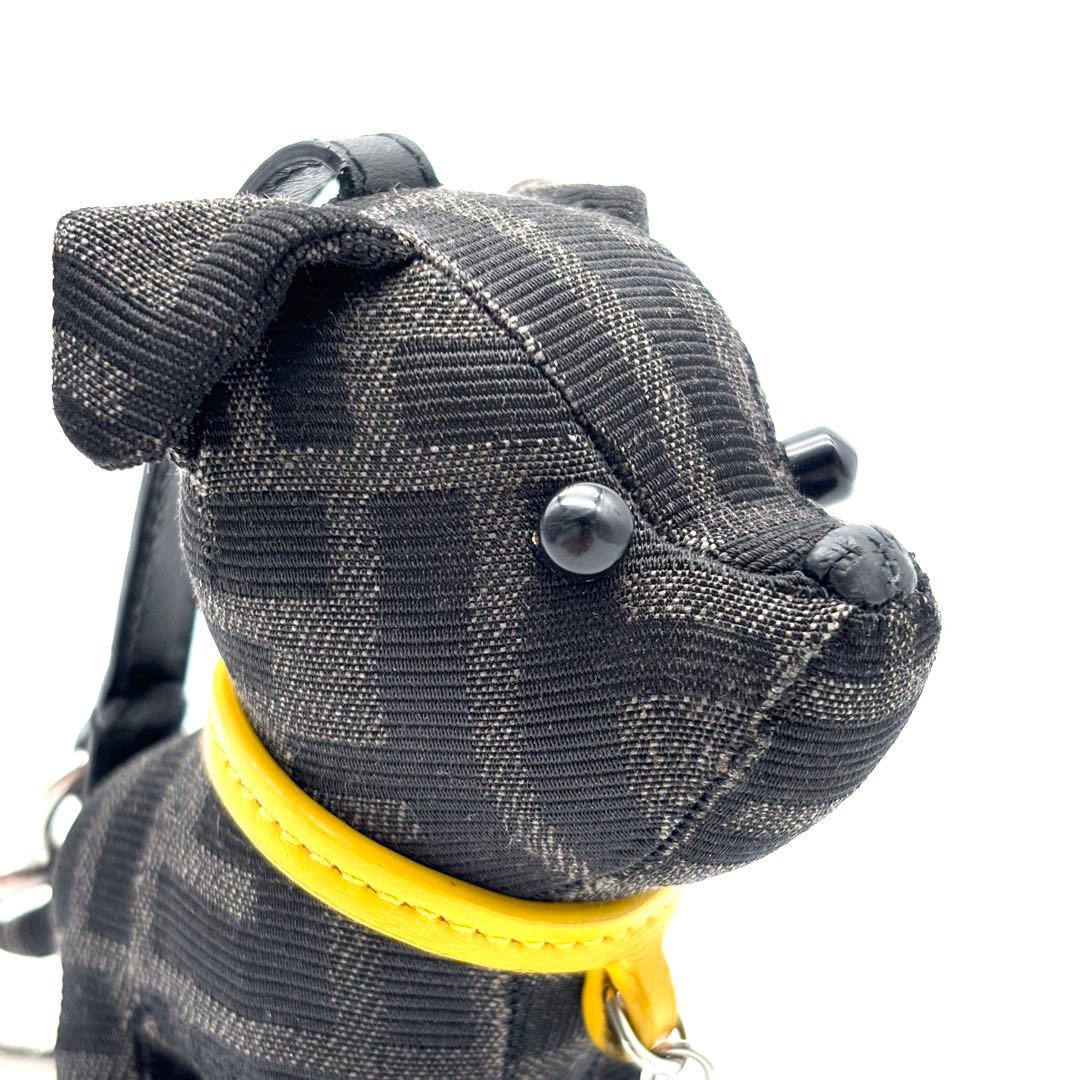 未使用保管品 フェンディ 犬 ドッグ チワワ バッグチャーム ズッカ FF 黒