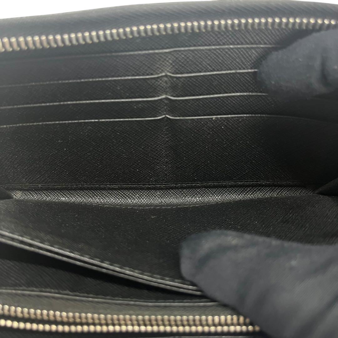 希少✨プラダ 長財布 ラウンドファスナー ストライプ サフィアーノ ブラック