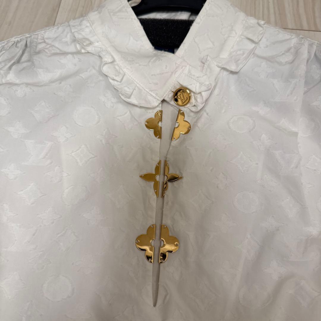 ルイヴィトン　ブラウス