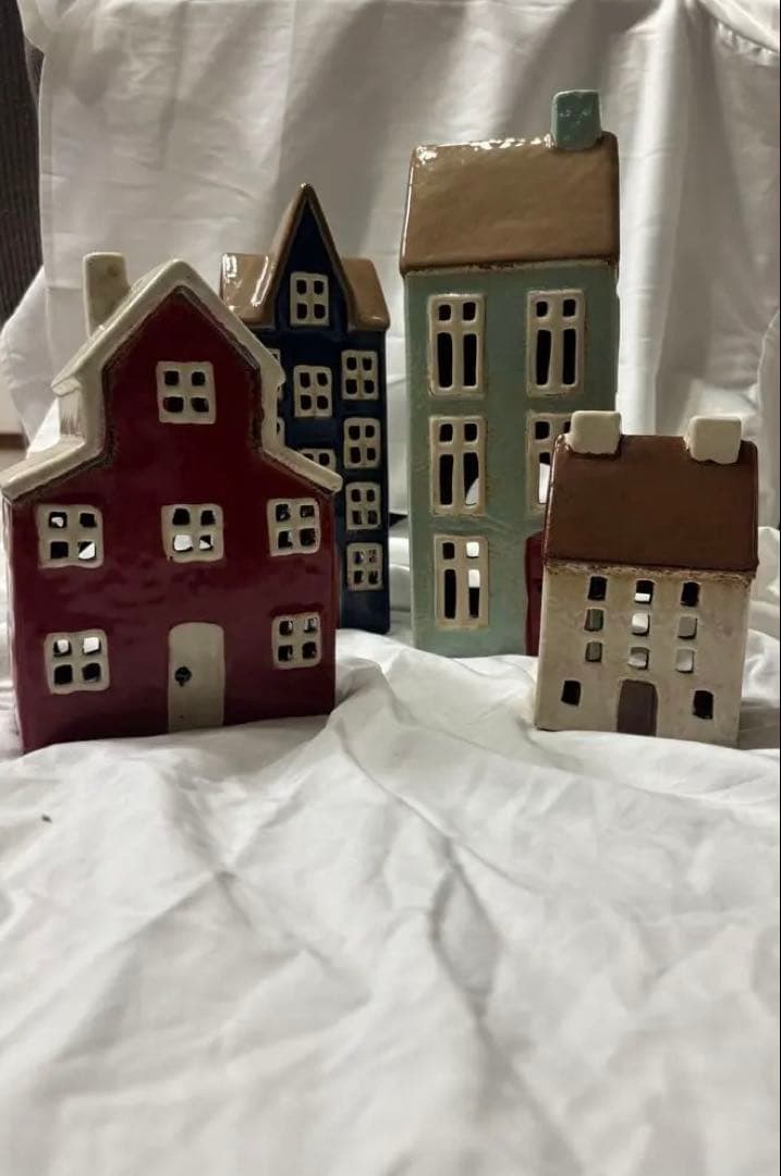 陶器製家型置物セット（キャンドルハウス）