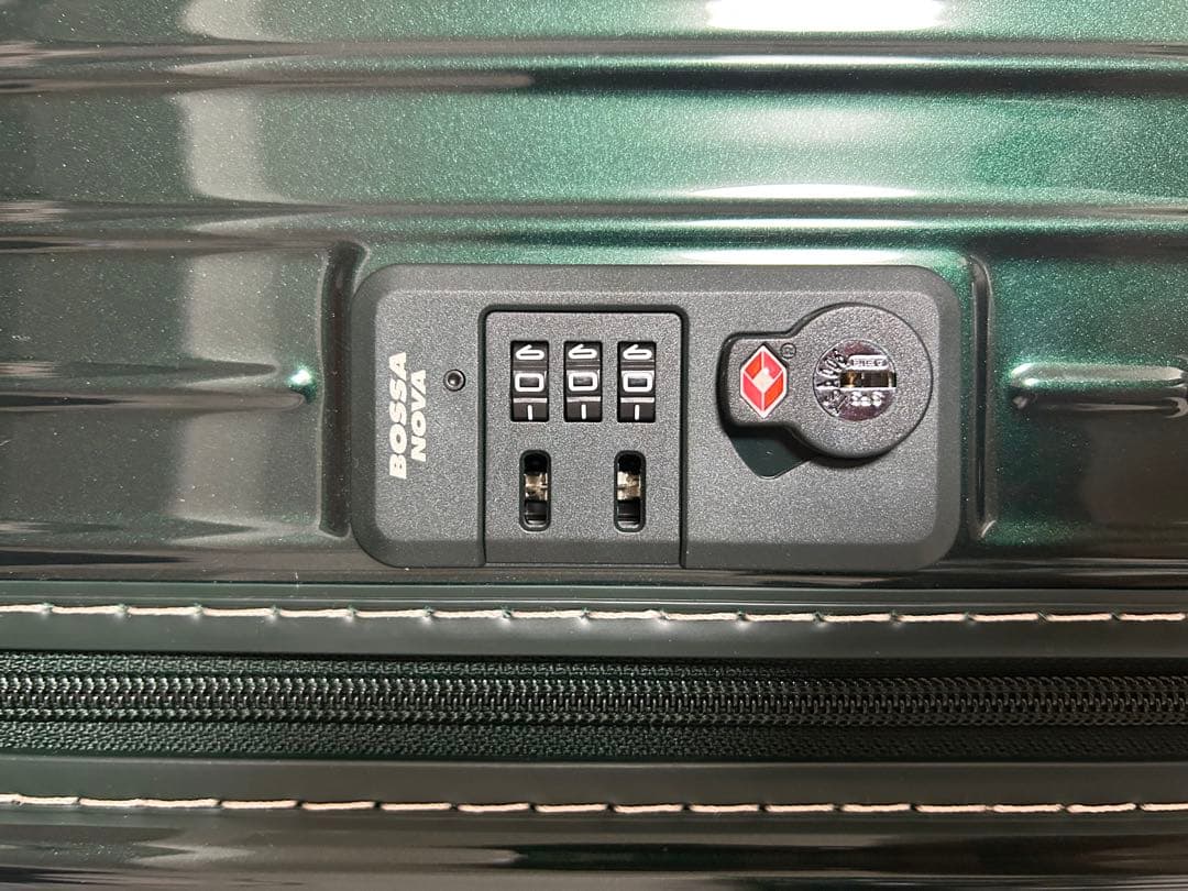 Rimowaリモワ94Lボサノバ4輪グリーン XLスーツケース【限定品】