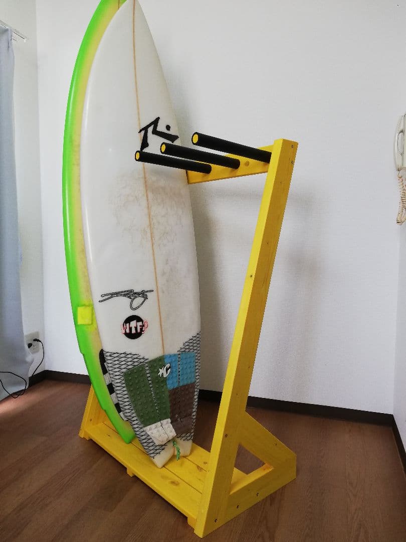 4枚収納サーフボードラック　サーフボードスタンド
