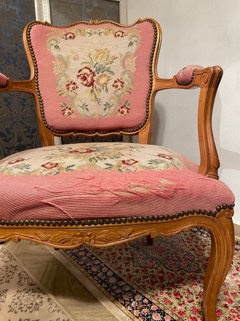 フランスアンティーク　プチポワンチェア