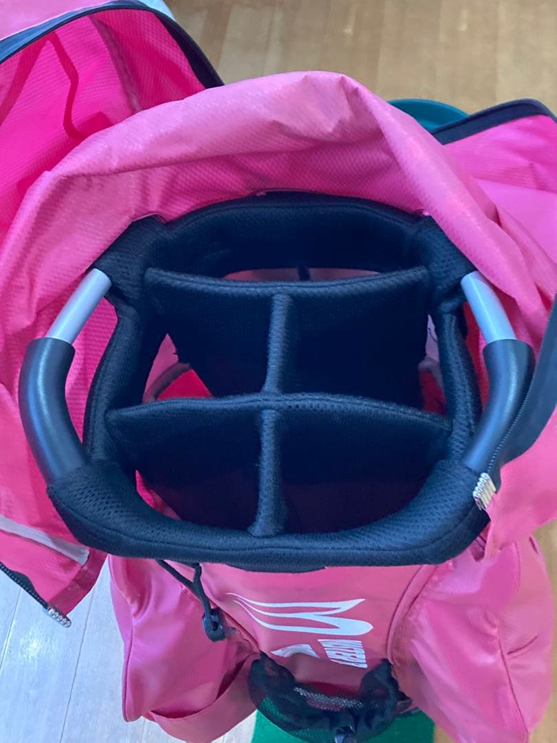 ✨大人気❣️✨マスターバニーキャディーバッグ10thサークルロゴ✨☆*:.。. o