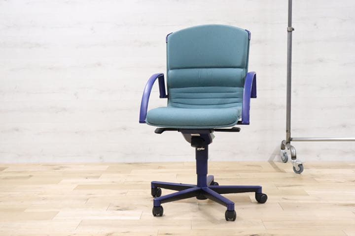 GMDKS293J○ giroflex / ジロフレックス 44 キャスターチェ