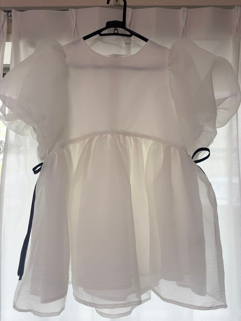 フィットモア　クリンクルシアーオーガンジーペプラムトップス