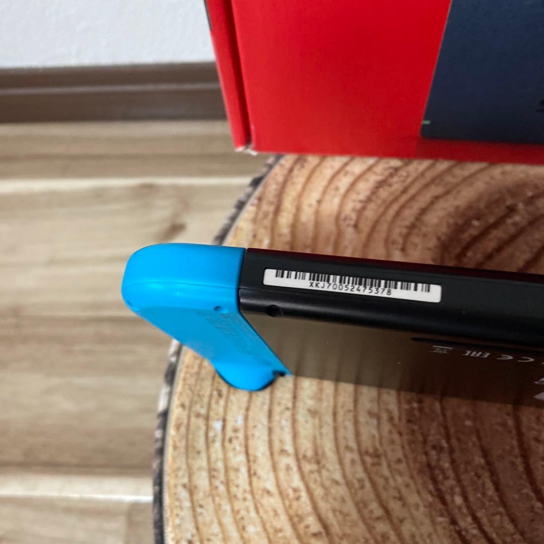 Nintendo Switch ニンテンドースイッチ本体　ネオン ①