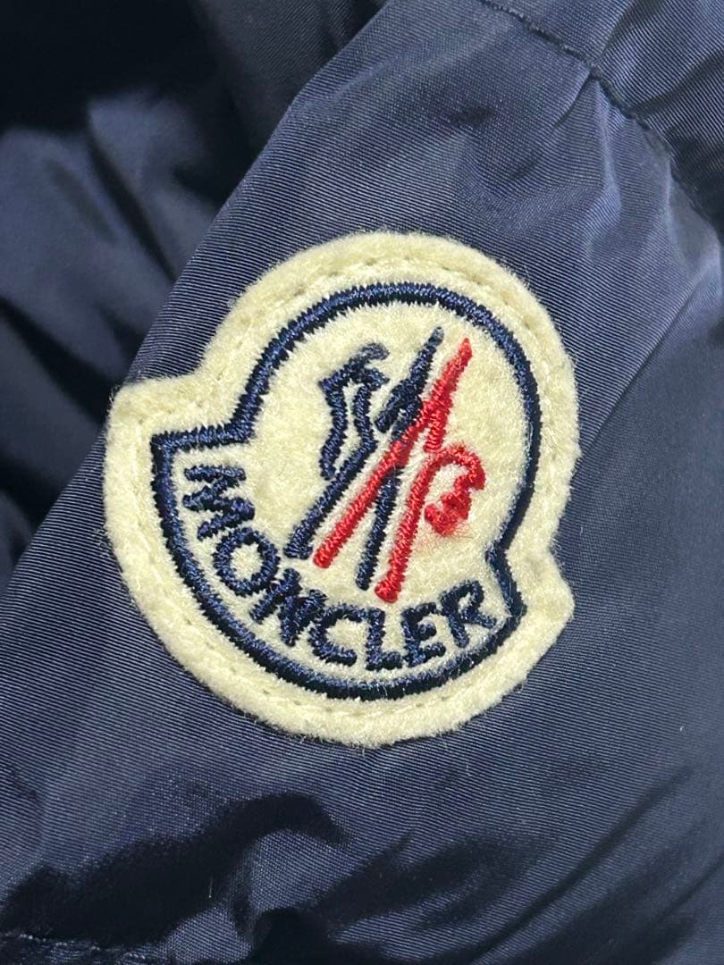 美品MONCLER モンクレール　シャーパル　ネイビー　12A 大人着用可能