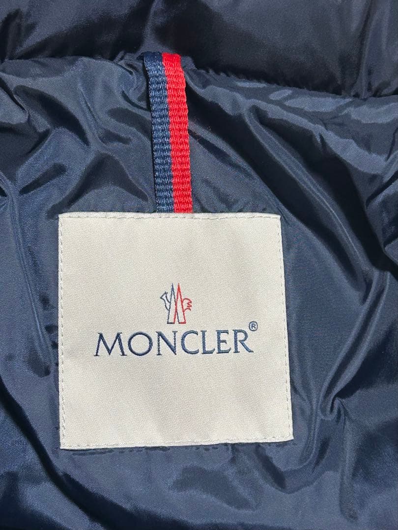 美品MONCLER モンクレール　シャーパル　ネイビー　12A 大人着用可能