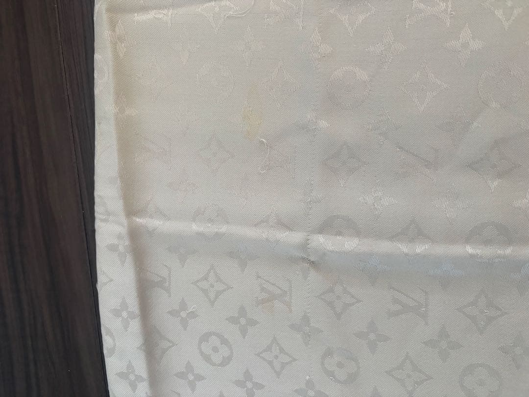 LOUIS VUITTON モノグラム　シャンパンベージュ ストール　大判