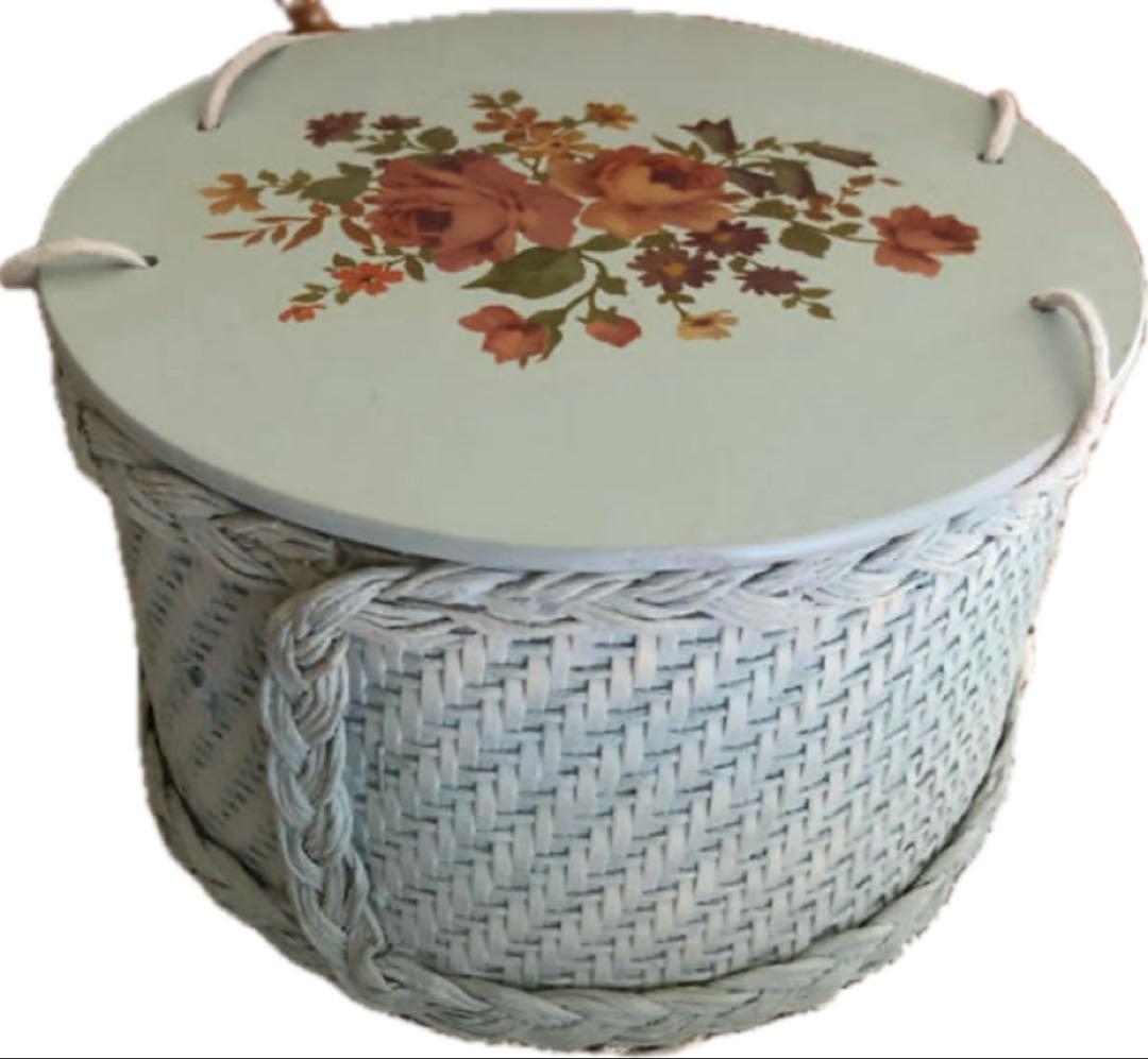 アンティーク＊tiara＊裁縫箱