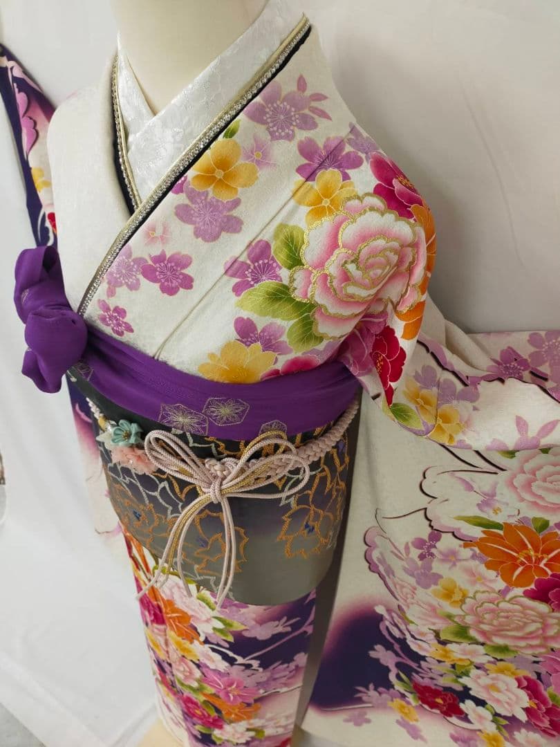 売約済み【WA-Modern】★★正絹　振袖　3点セット(振袖袋帯長襦袢)★★