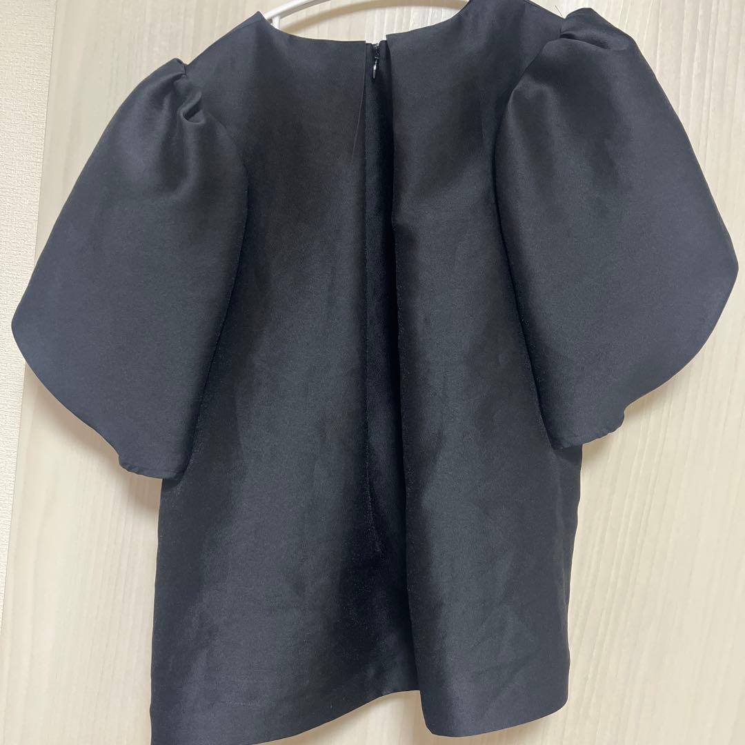 heve シアーバブリーブラウス　ブラック　フリー