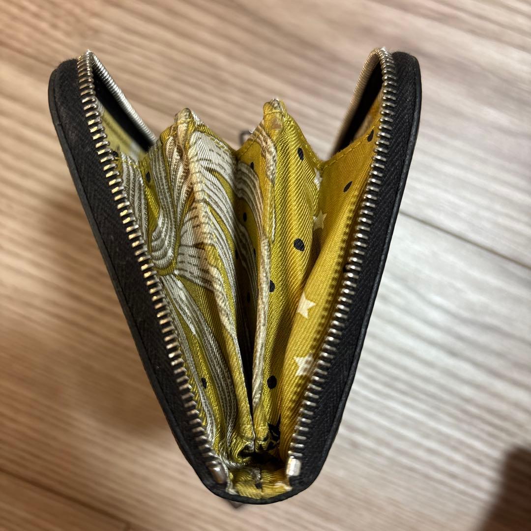 エルメス　シルクイン　コンパクト　黒　王者の虎