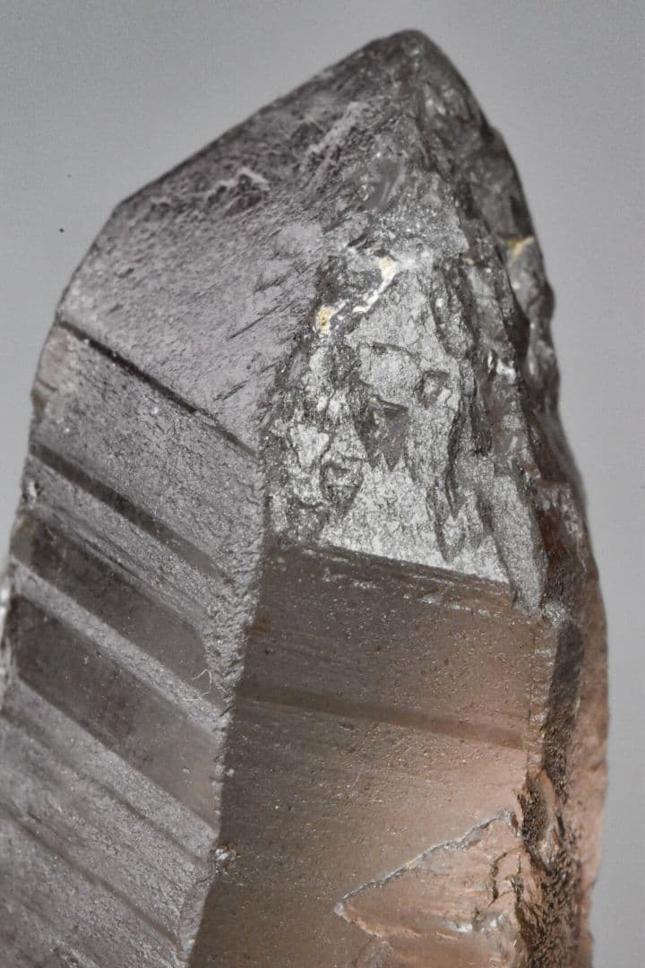 モンドクォーツ2022 スモーキーアイスクリスタル