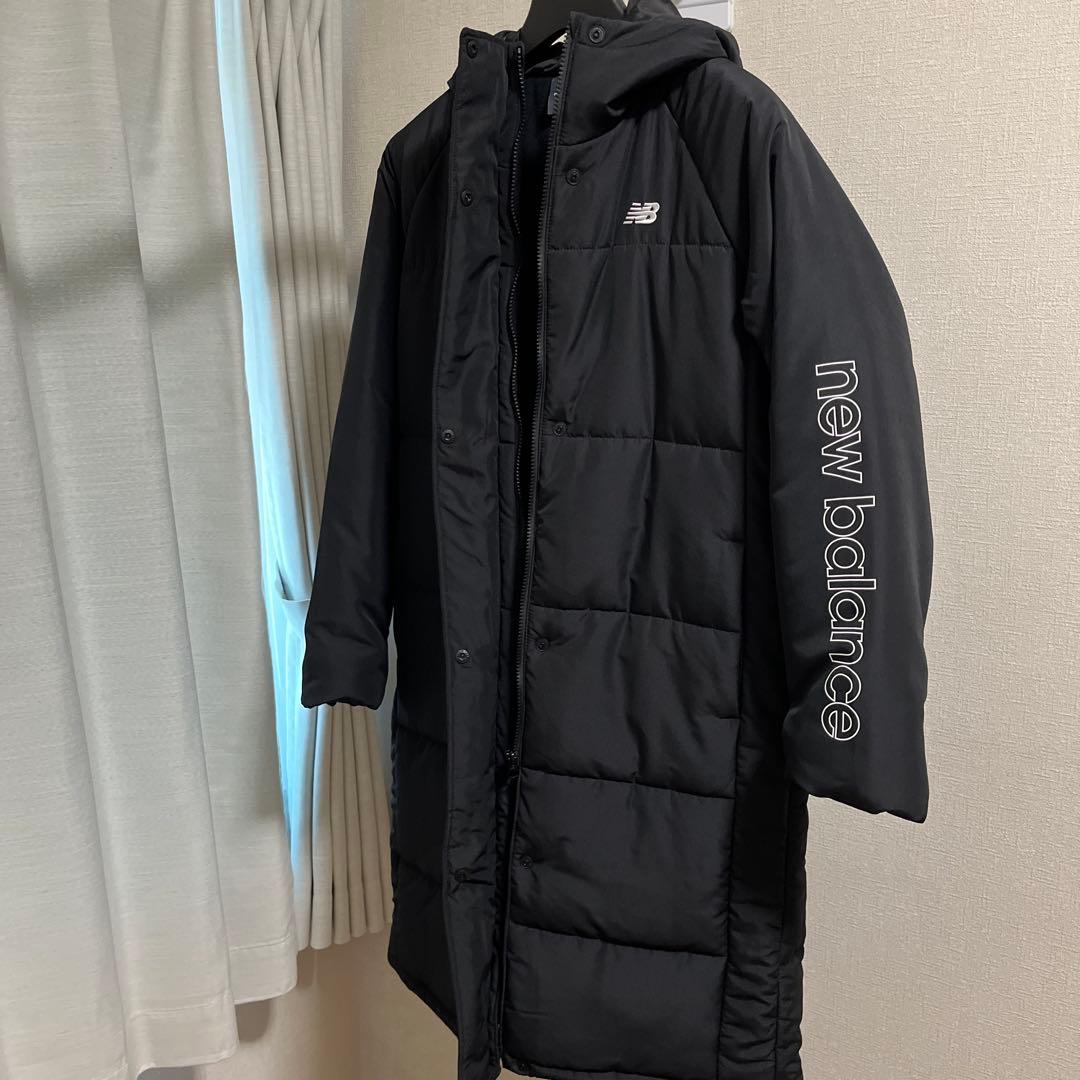 ニューバランス 黒 パデッドロングコートAWJ45400）ベンチコート 中綿 S