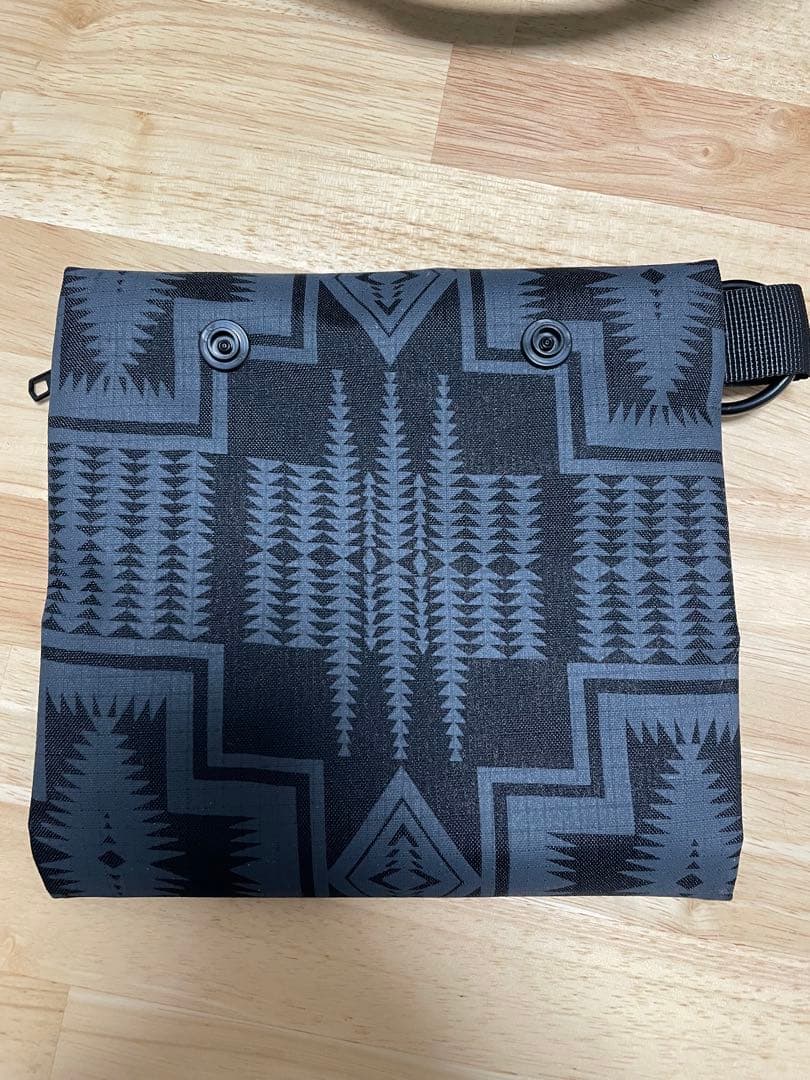 ペンドルトンマザーズバック　ブラックM