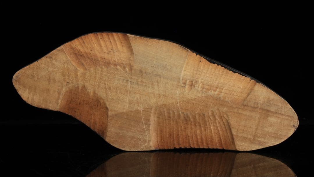 佐渡産 山形石 赤玉石 水石 鑑賞石 原石 自然石 美石 台座付 6117g