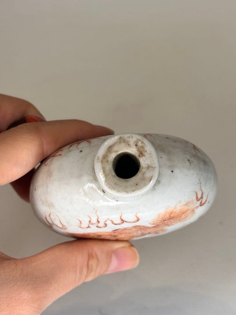 希少品 ！中国 赤絵 獅子文 鼻煙壺 乾隆年製底款 時代物 骨董品 コレクション