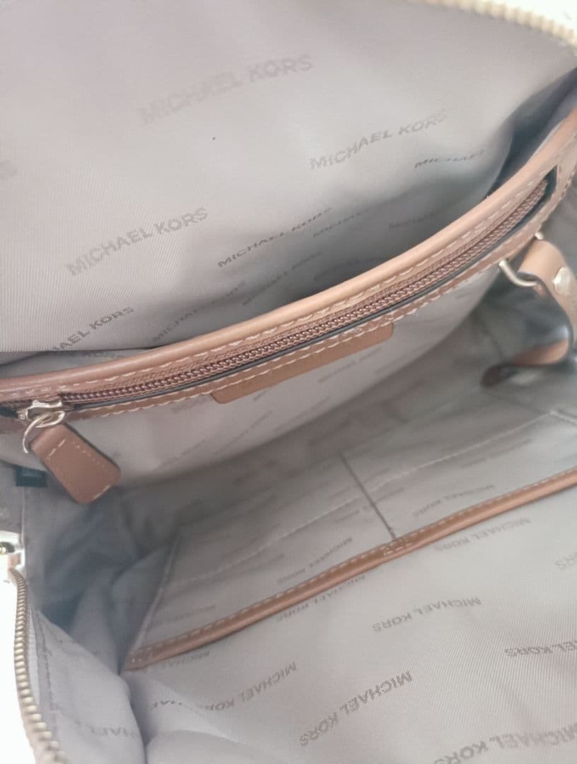 【2】MICHAEL KORS マイケルコース モノグラムリュック バックパック