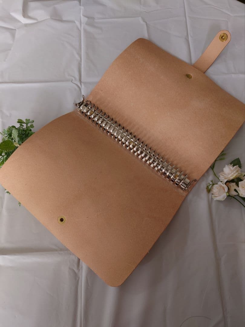 【真鍮と本革のルーズリーフバインダー　B5サイズ】ルーズリーフファイル　26穴