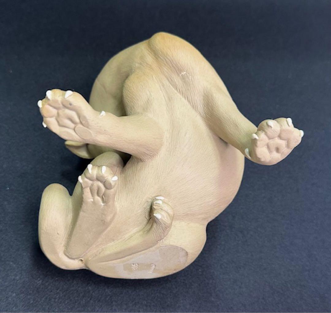 猫の陶器製焼物