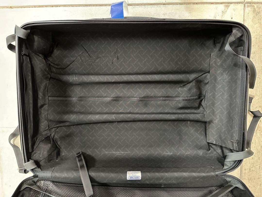 REMOWA Lufthansa コラボ4輪スーツケース　色Blue Matte