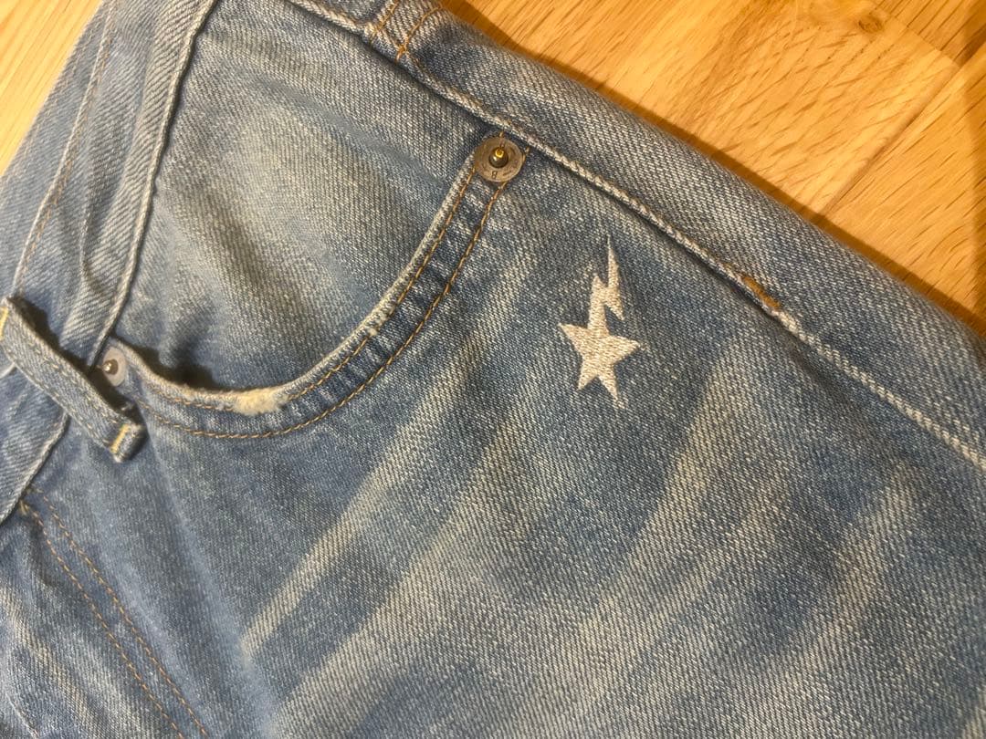 アベイシングエイプ　刺繍デニム　Mサイズ