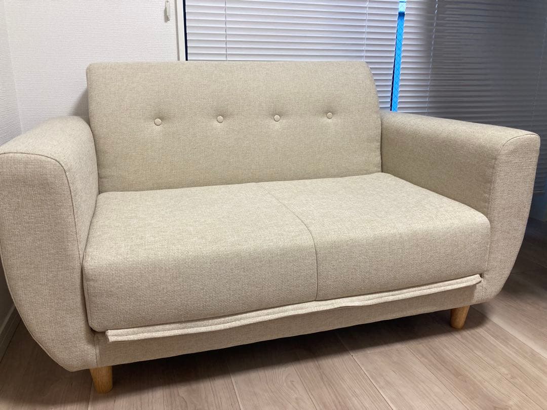 ベージュ　ソファーベッド