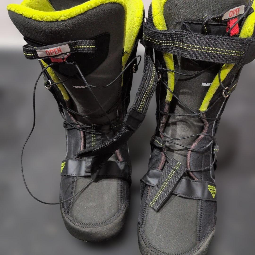 スノーボードブーツ　 head(ヘッド)　EIGHT BOA(エイトボア）