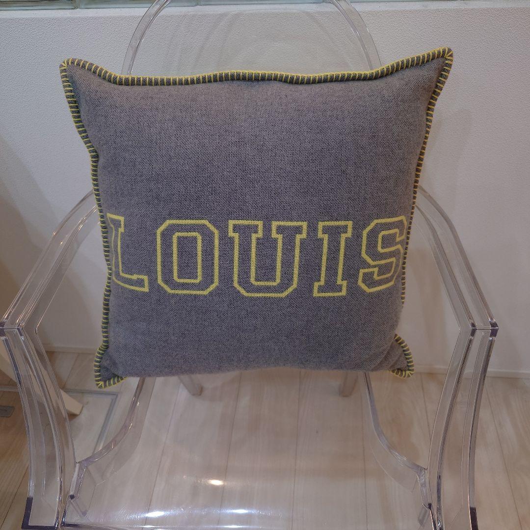 ルイ　ヴィトン　限定　クッション　美品