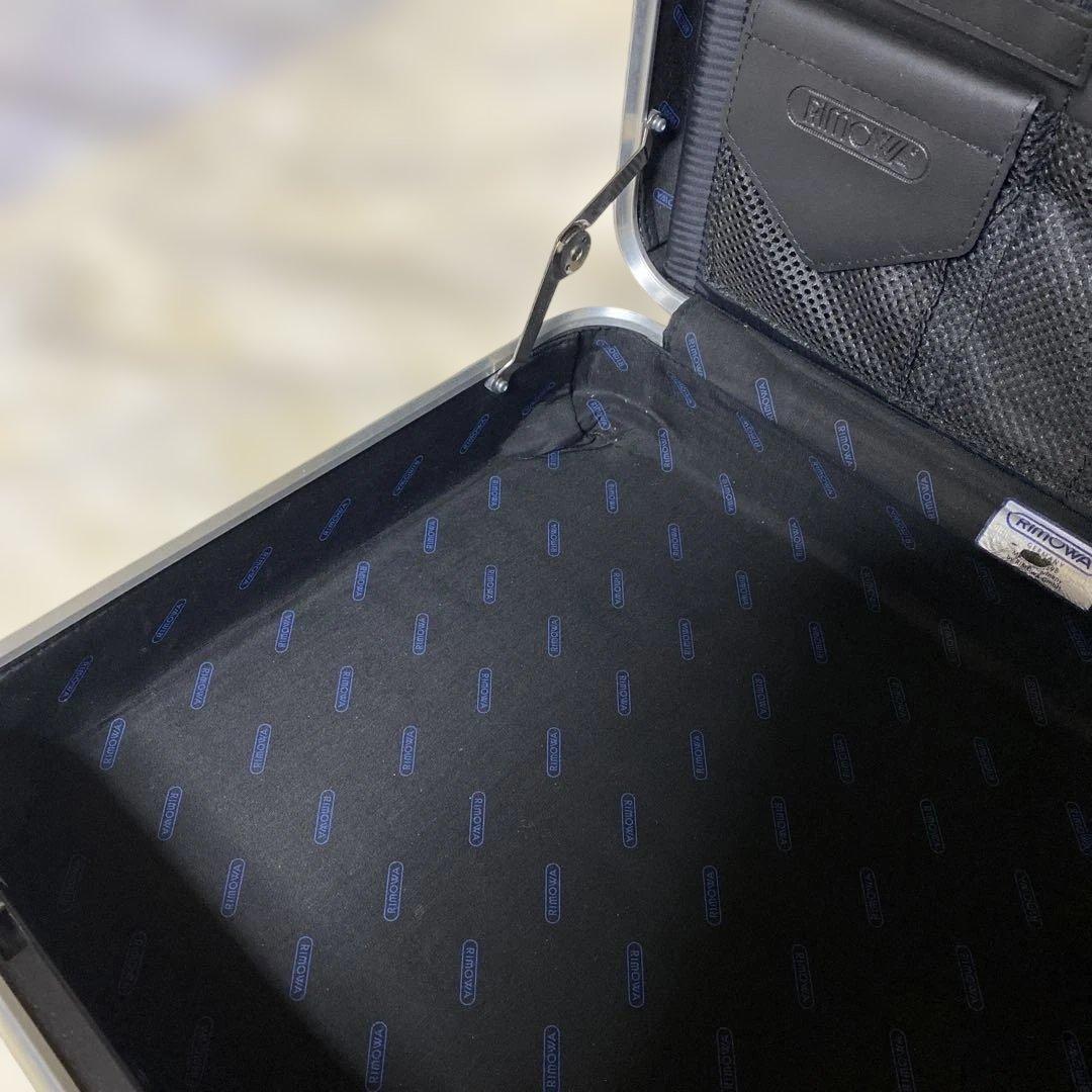 リモワ　RIMOWA アタッシュケース　美品　青ロゴ　ビジネスバッグ