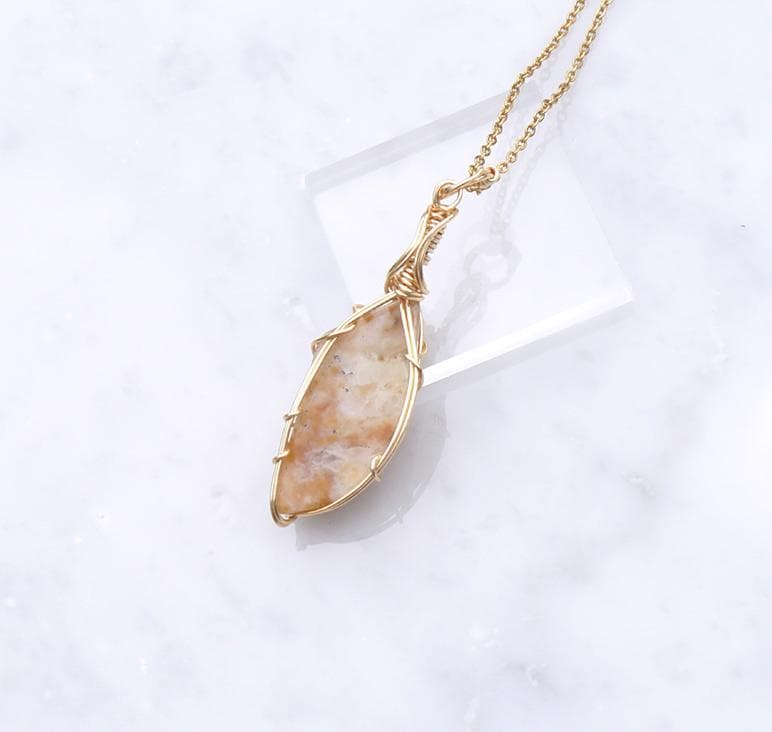 アゾゼオ ハニー＆クリームアゼツライト ペンダント◇