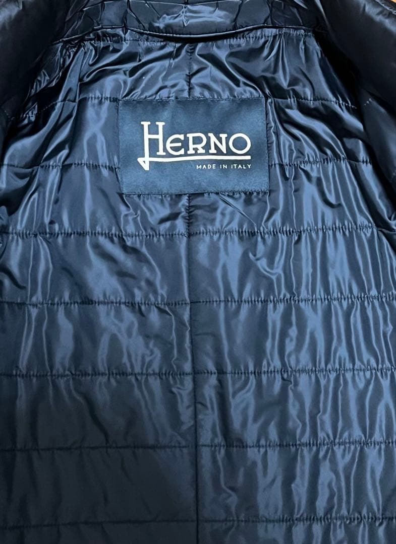 【極美品】ヘルノ HERNO ライナー付き コート／ネイビー52（XL）