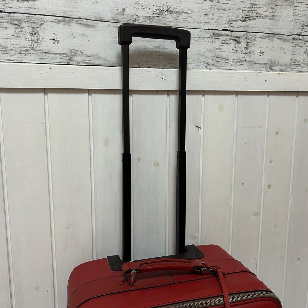 PRADA プラダ　トライアングルロゴ　キャリーケース　サフィアーノ レッド