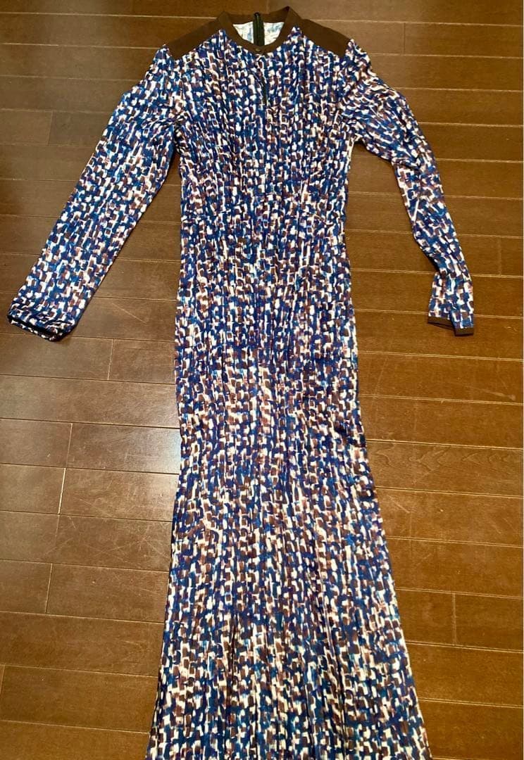 AKANE UTSUNOMIYA　アカネウツノミヤ　プリントワンピース