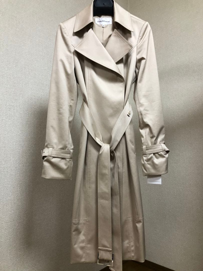 ベージュ トレンチコート ベルト付き