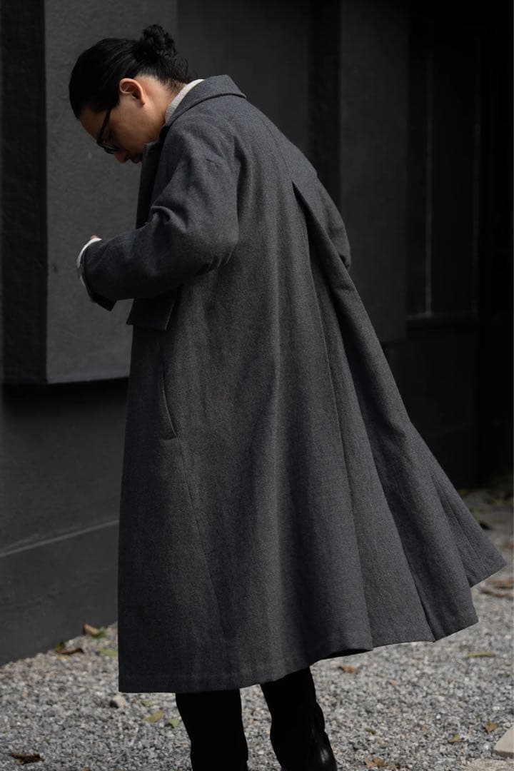 PRY シュウト　Back-Vent Washed-Serge Overcoat