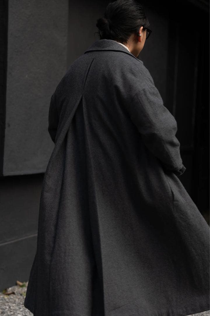 PRY シュウト　Back-Vent Washed-Serge Overcoat