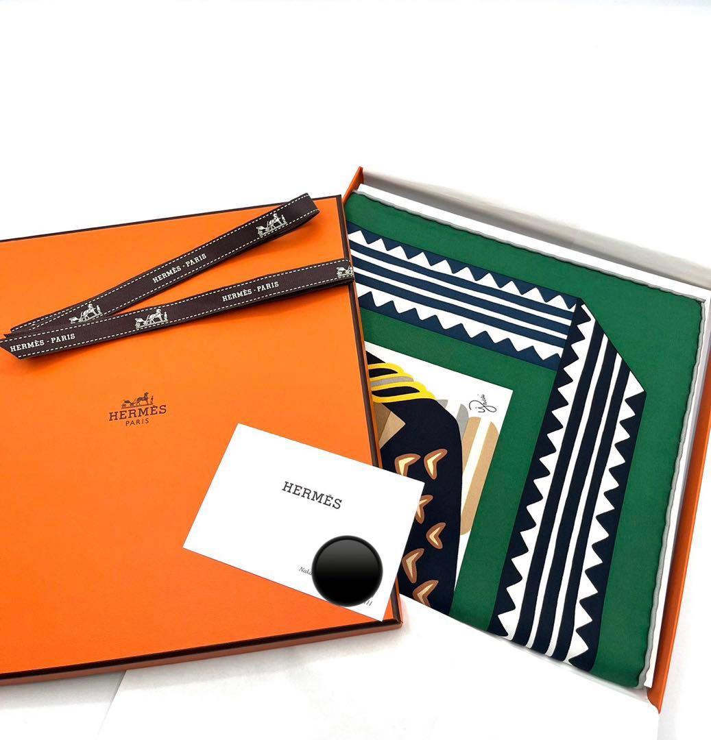 2022 エルメス HERMES カレ 90 鎧の幻想　未使用に近い　スカーフ