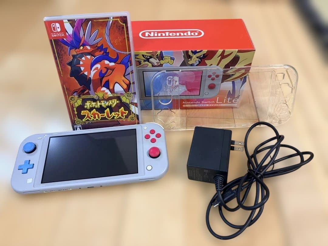 NintendoSwitch Lite ザシアン・ザマゼンタ　ソフト付