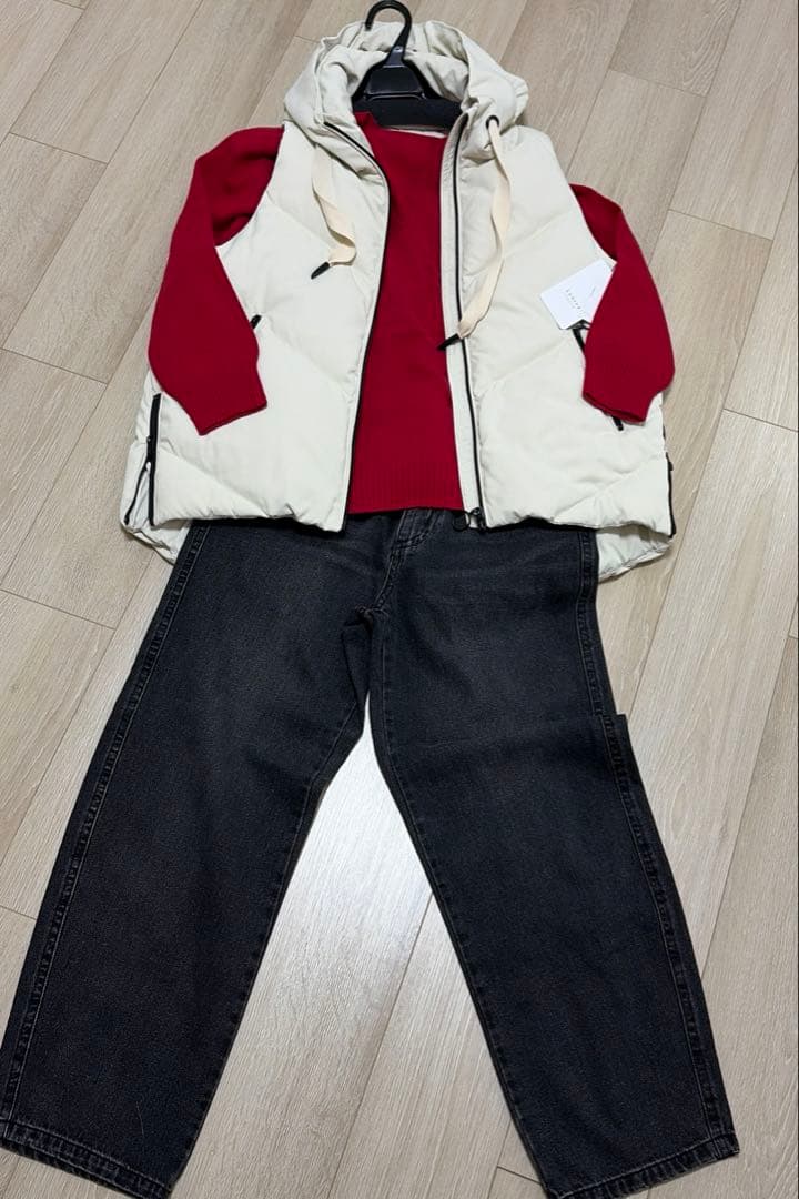 LUGIVA ルギバ　オフホワイト ダウンベスト 38 新品　レディース