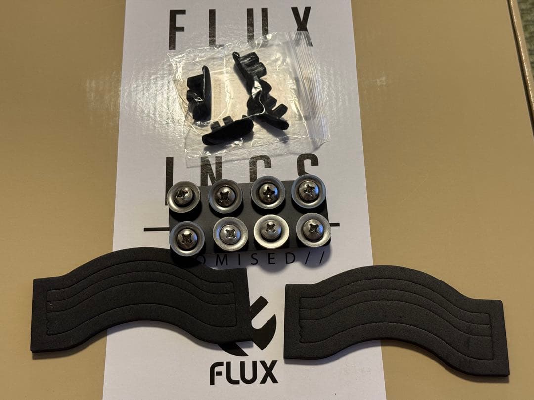 FLUX DS 16-17 Mサイズ